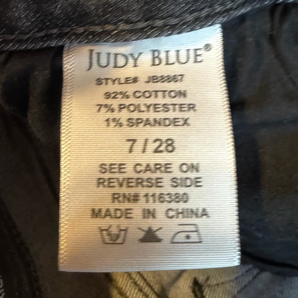 Judy blue boyfriend fit black‎ jeans 7/28 - Picture 4 of 4